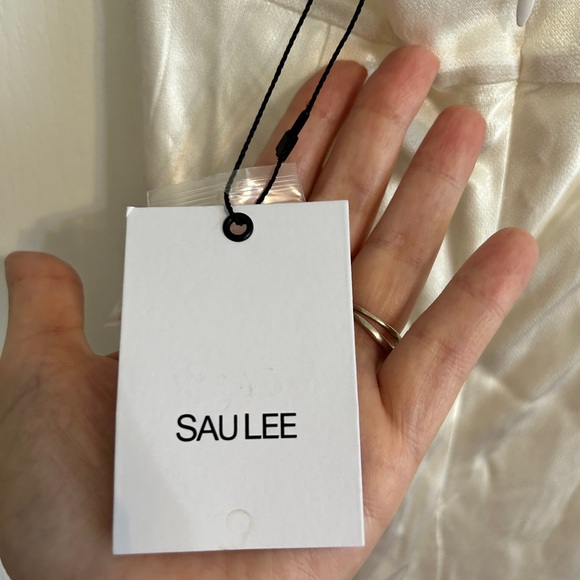 CLOSET CLOSING Sau Lee Hailey Gown in Ivory Sz 2 Revolve - Picture 6 of 9